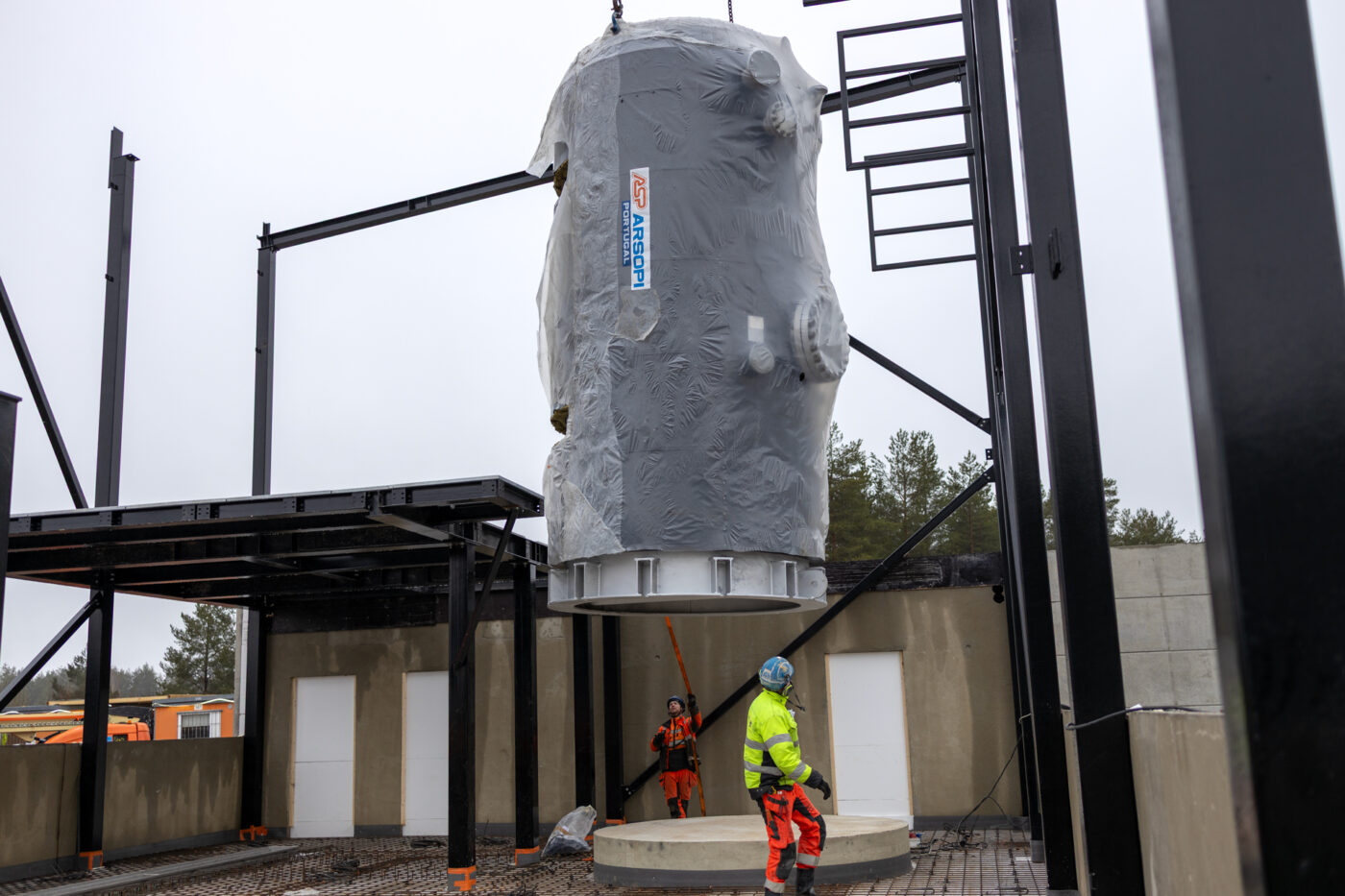 Vatajankosken Sähkökattilan asennus Kirkkokalliolle