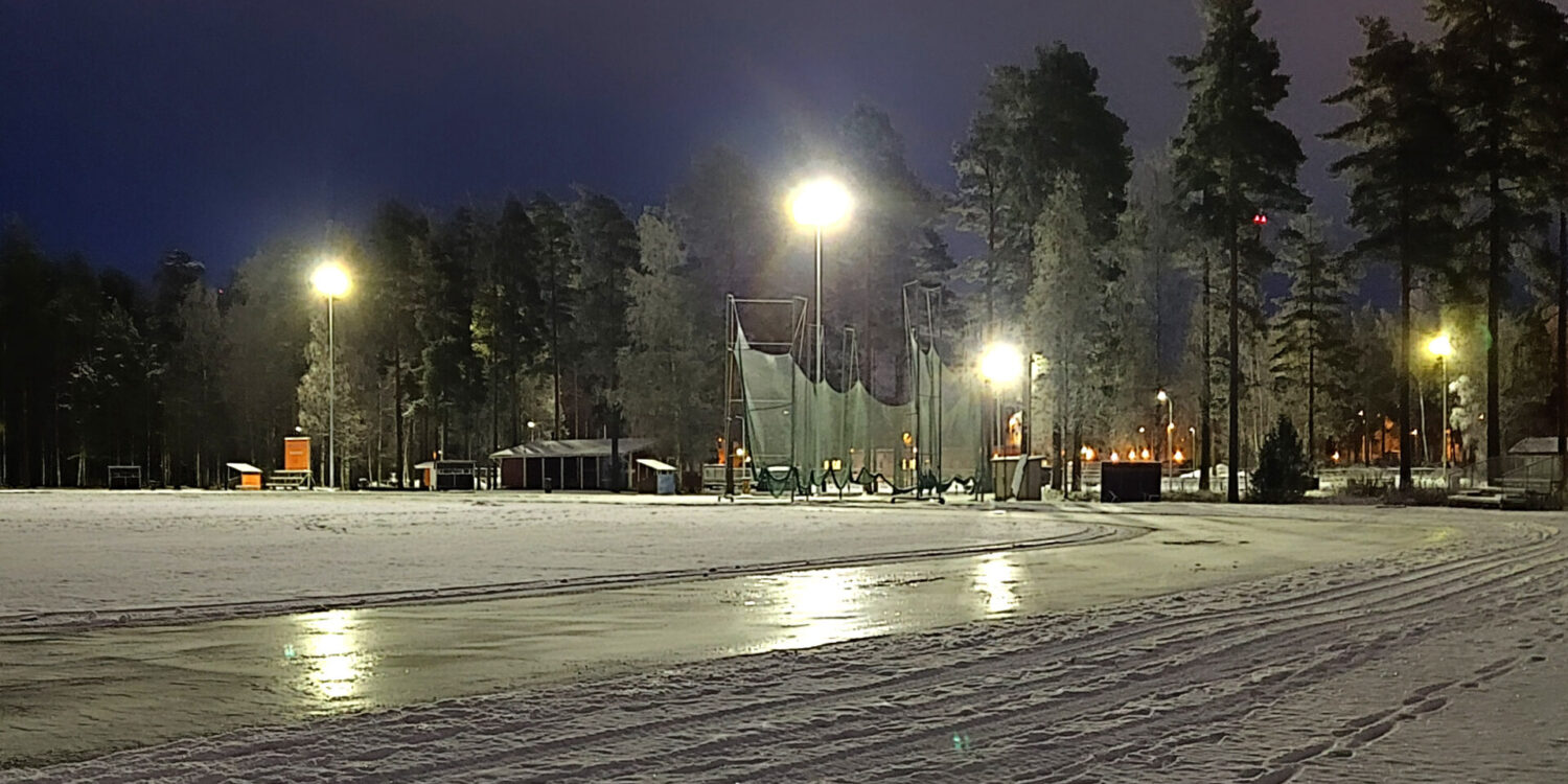 Kankaanpään harjoituskenttien uudet valot valmiit